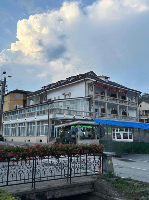 Pensiunea Balea Cîmpeni Екстериор снимка